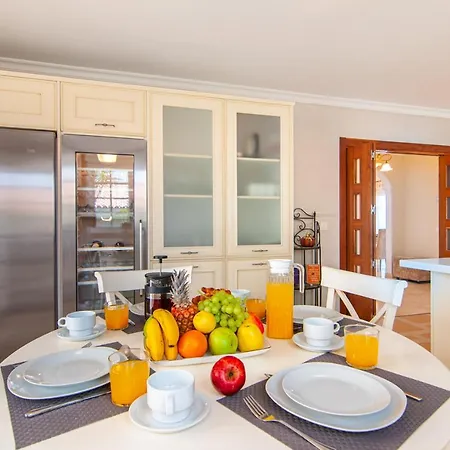 Villa Torriani With Heated Pool Ph11