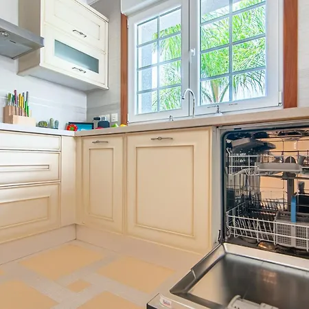 Villa Torriani With Heated Pool Ph11