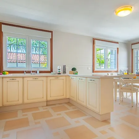 Torriani With Heated Pool Ph11 Villa