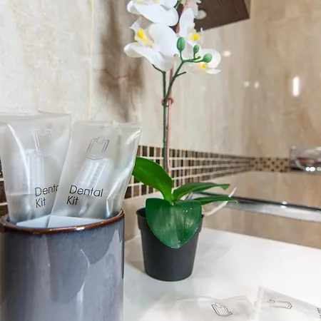 Torriani With Heated Pool Ph11