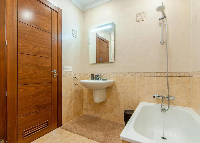 Villa Torriani With Heated Pool Ph11 *