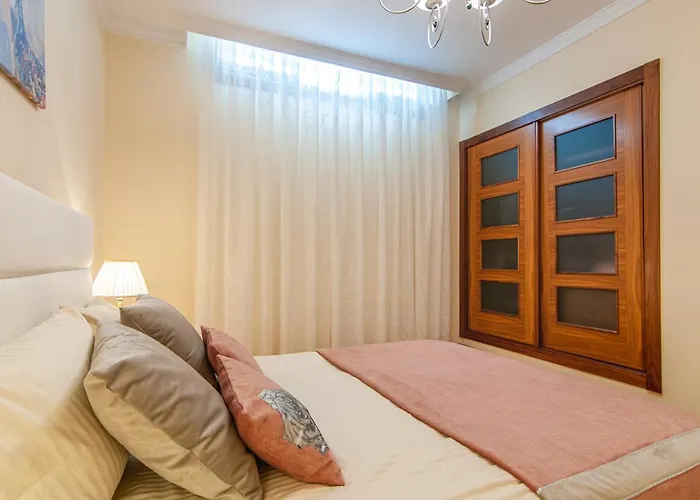 Torriani With Heated Pool Ph11 *