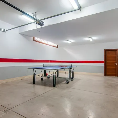 Villa Torriani With Heated Pool Ph11 *