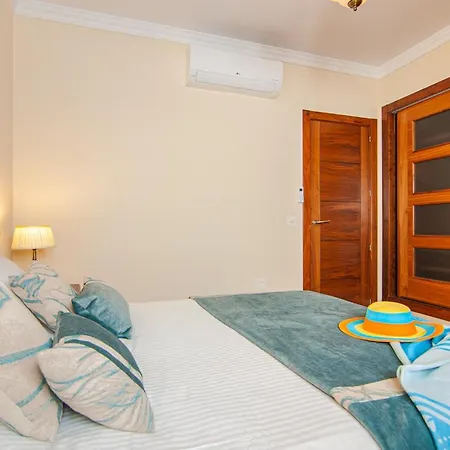 Villa Torriani With Heated Pool Ph11 *