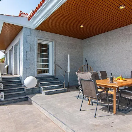 Villa Torriani With Heated Pool Ph11