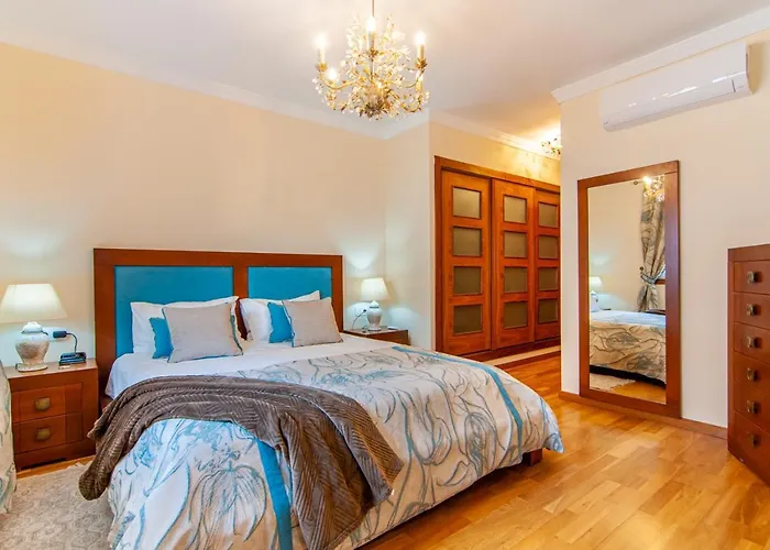 Torriani With Heated Pool Ph11 Villa *