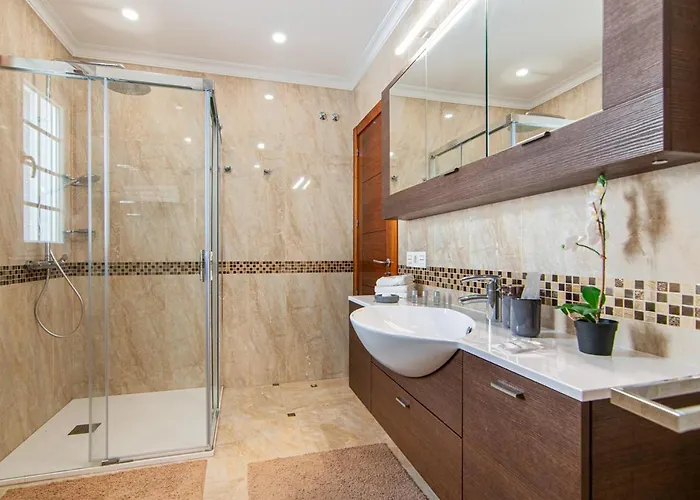 Torriani With Heated Pool Ph11 Villa *