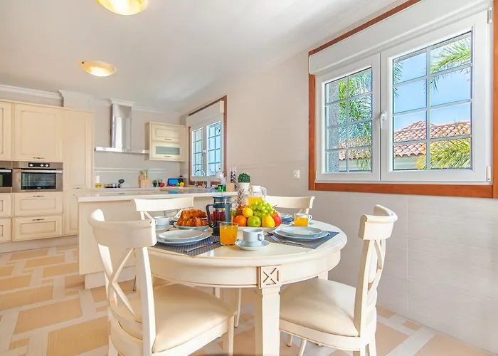 Torriani With Heated Pool Ph11 *