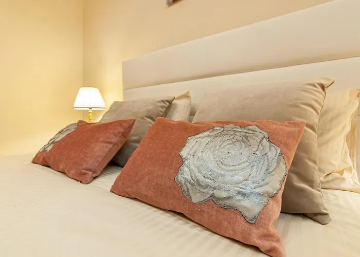 Torriani With Heated Pool Ph11 빌라