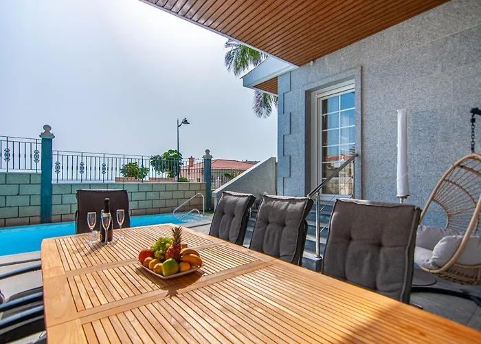 Torriani With Heated Pool Ph11 * 푸에르토 데 산티아고