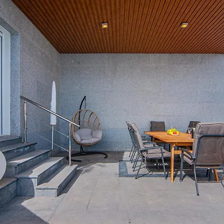 Βίλα Torriani With Heated Pool Ph11 *